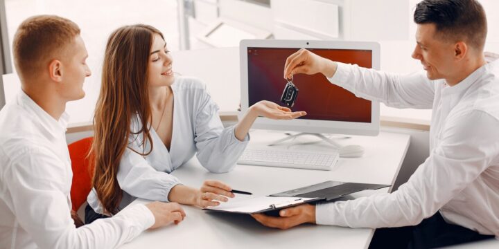 The Ultimate Guide to Choosing the Right Insurance Agency for Your Needs